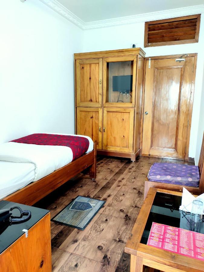 Hotel Nakshatra Karimganj Exterior foto